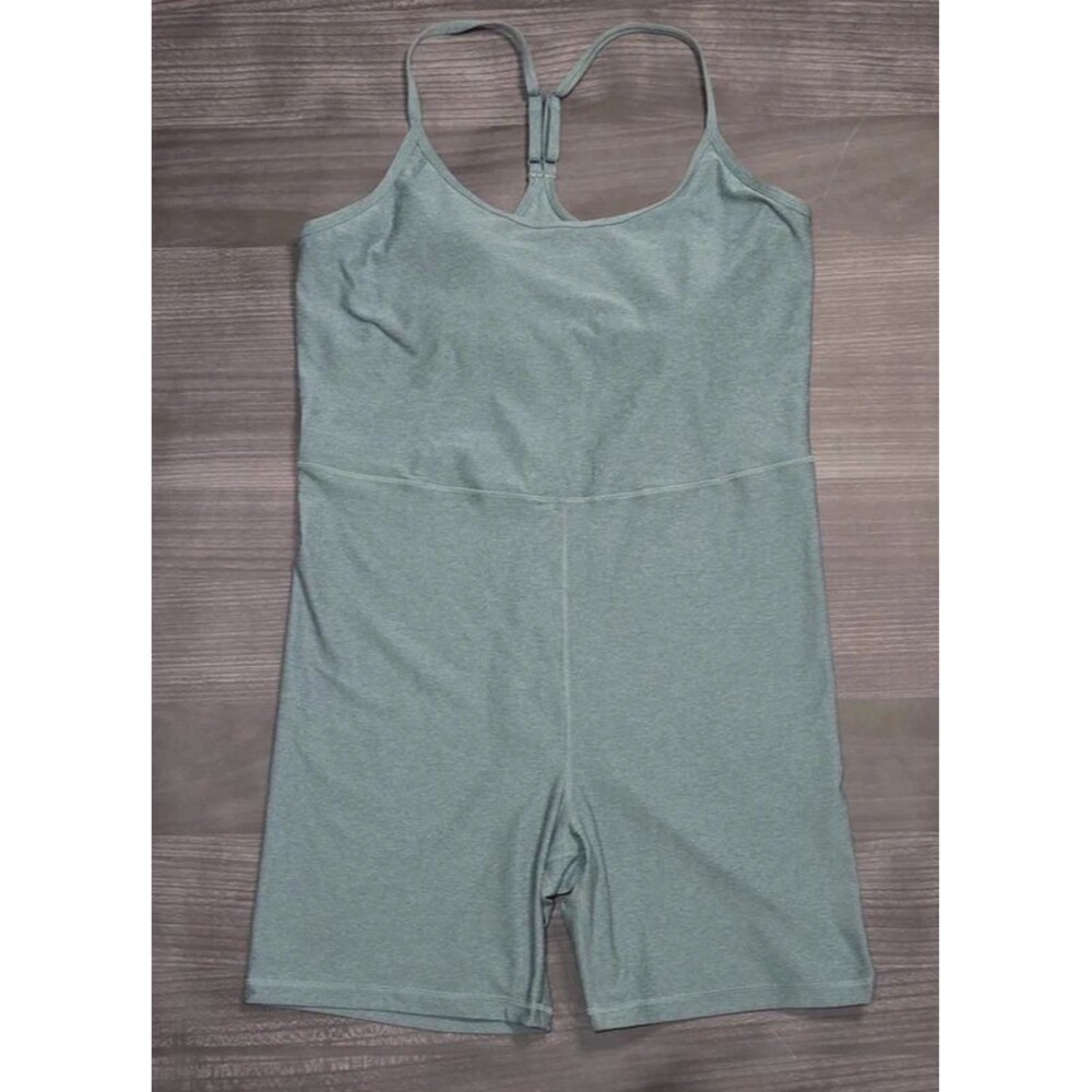 Old Navy Active Green Bodysuit Romper Shorts Athleisure NWT Women's XL